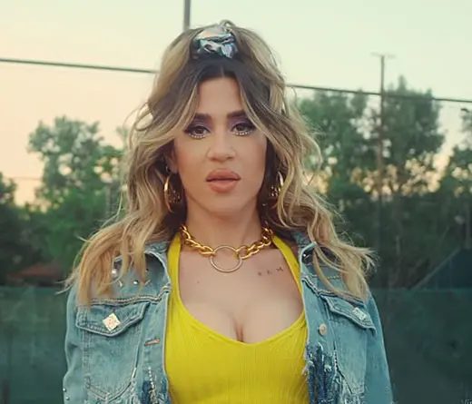 J mena habla de la libertad de las mujeres en Puta, su nuevo video y canción.